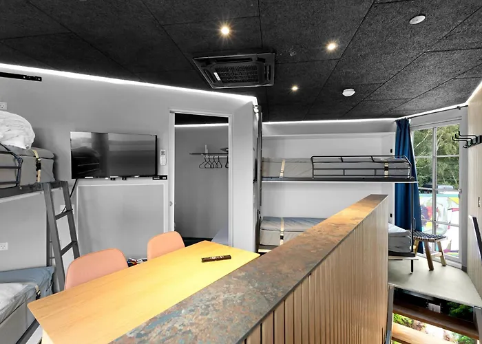 Funart 3 Ξενοδοχείο *